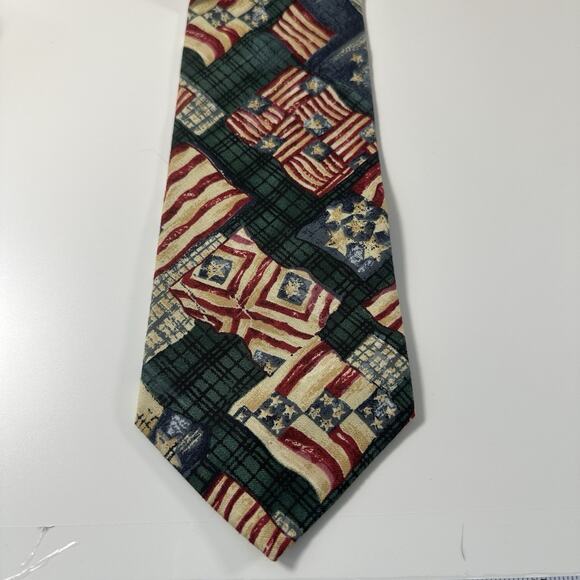 Vintage Corner Stone Americana Patchwork Tie USA Flag Stars Patriotic - Picture 2 of 5